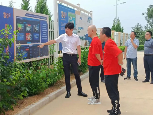 大連88858cc永利集团集団と大連聖亜观光控股有限公司は提携意向に達した